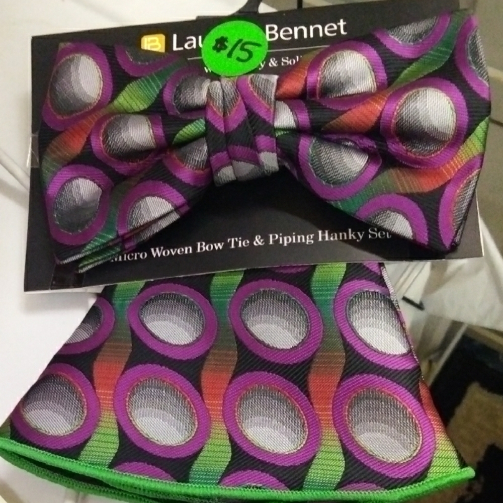 Multicolor Bow Tie and Hanky Set